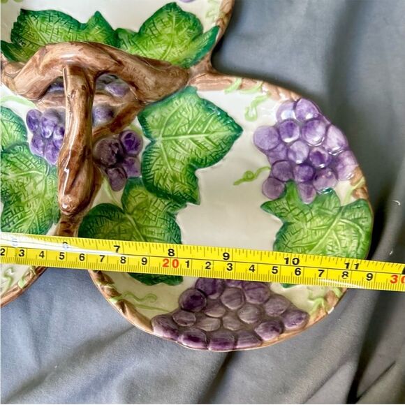 VTG Textured 3D Hand Painted + Glazed Sectional Grape Pottery Kitchen Serveware - Picture 5 of 7